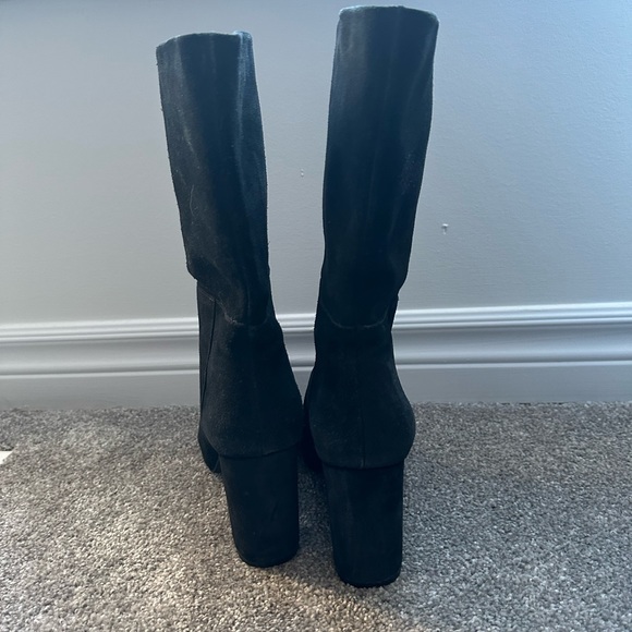 Black Chinese Laundry Boot - Picture 3 of 6